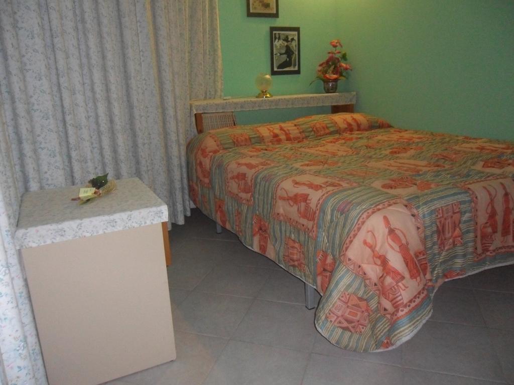 B&B Il Dodo Monastir Buitenkant foto