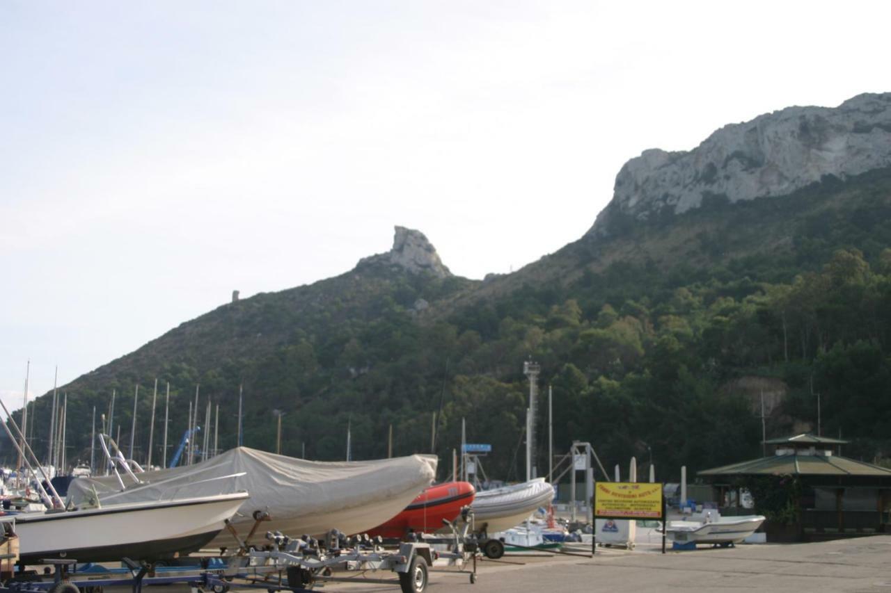 B&B Il Dodo Monastir Buitenkant foto